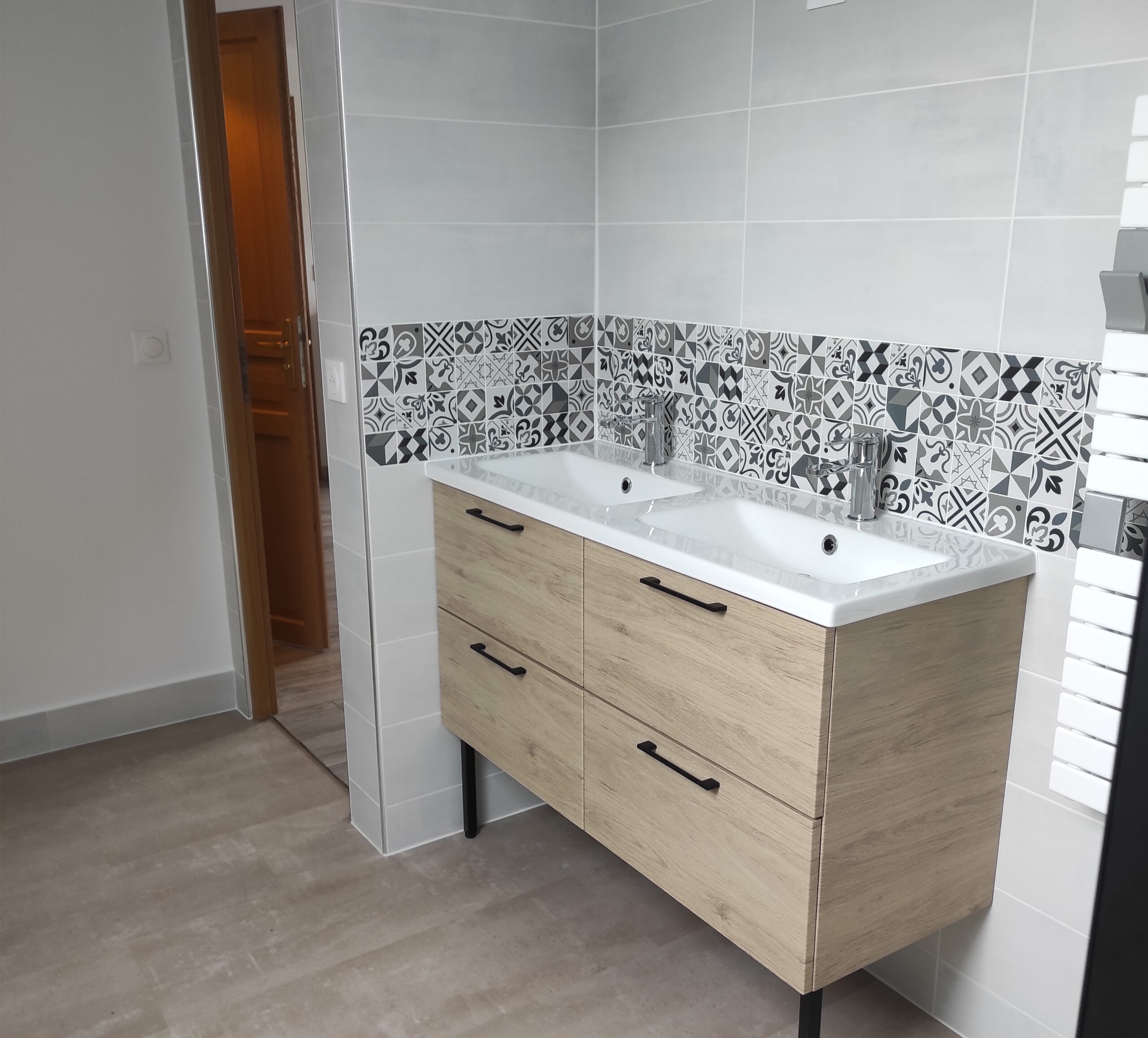 pose-meuble-salle-de-bain